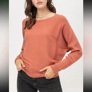 Love Tree | Boutique | Dolman Sleeve Sweater - Size Medium